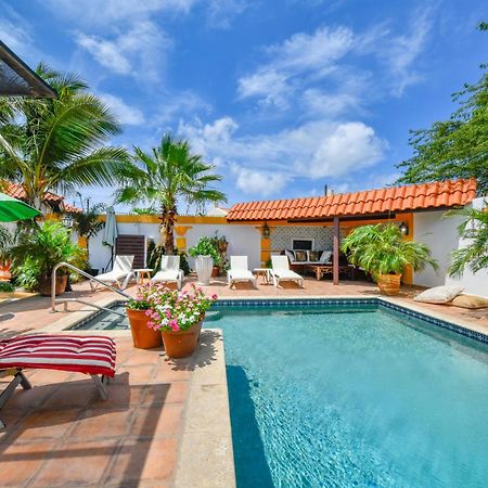 Brisas Studio Apartments (Adults Only) Palm Beach Exteriör bild