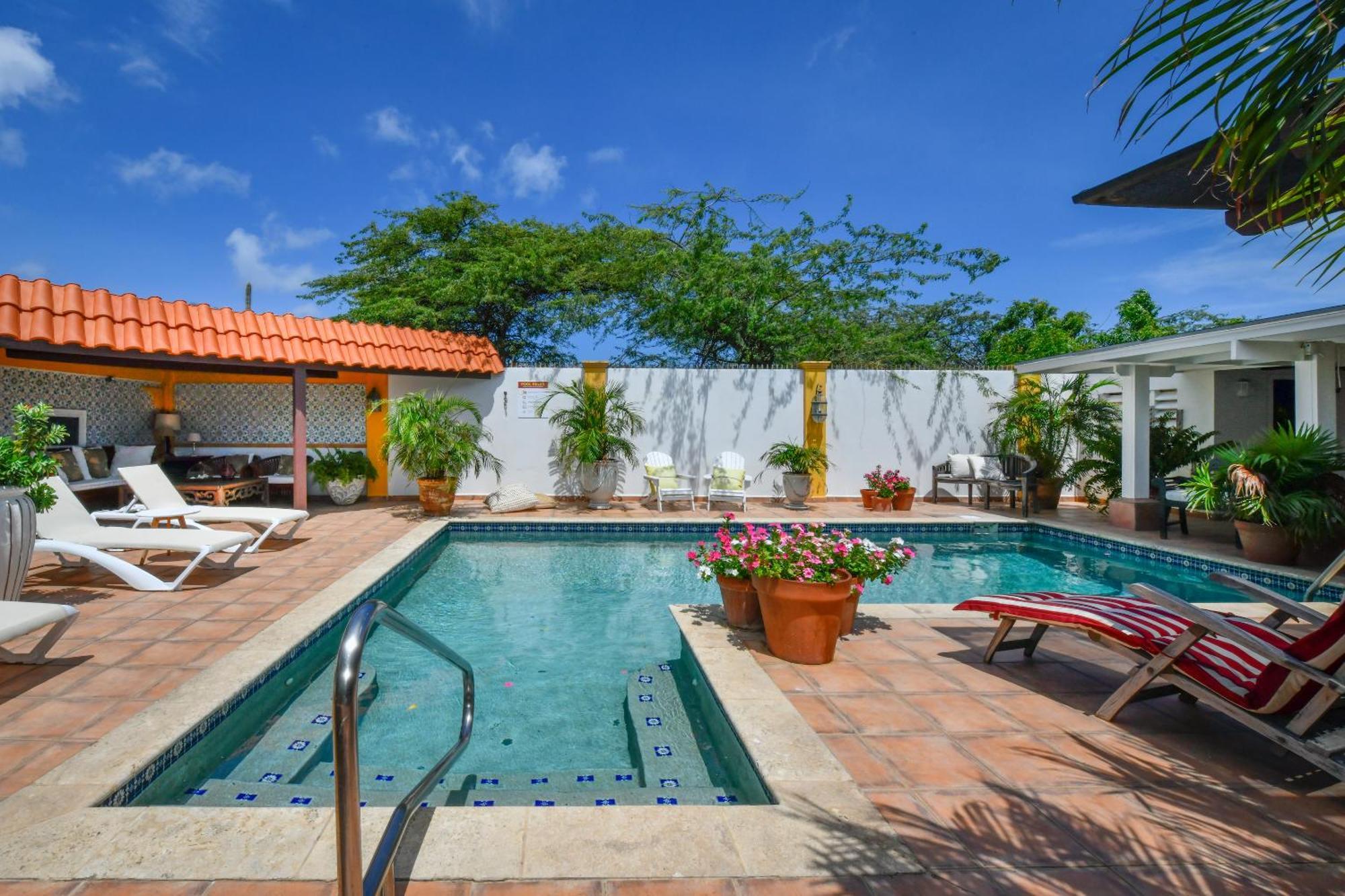 Brisas Studio Apartments (Adults Only) Palm Beach Exteriör bild