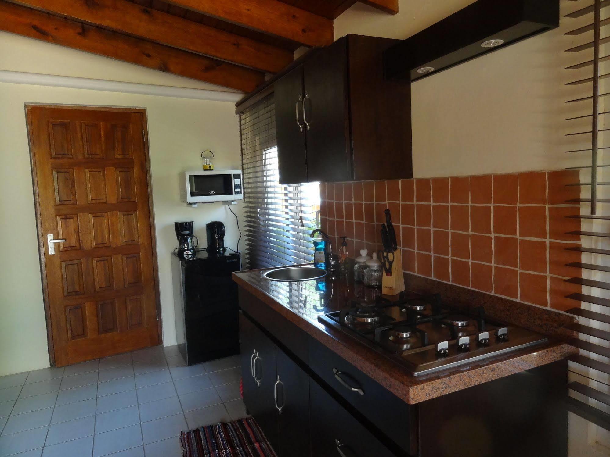 Brisas Studio Apartments (Adults Only) Palm Beach Exteriör bild